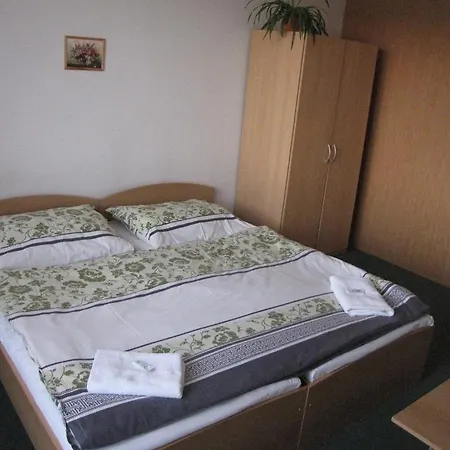 Probe Hotel